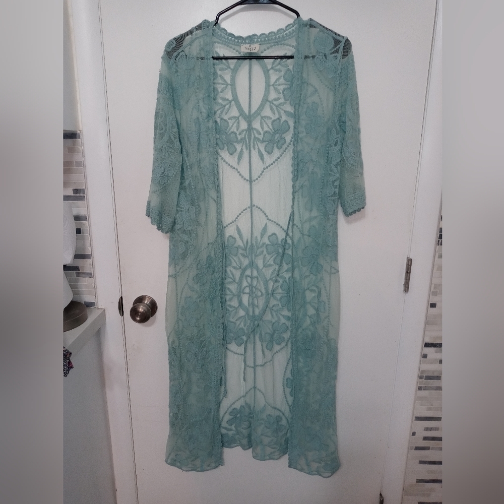 Ember sage Embroidered floral mesh Lace 1/2 Sleeve lingerie cover up M
